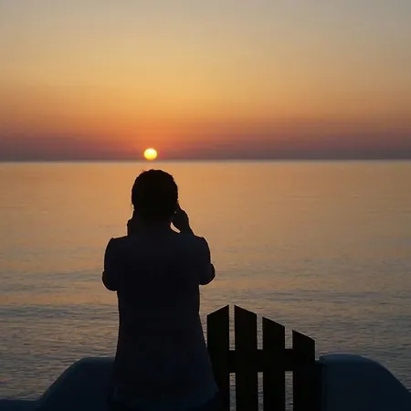 Abelomilos Exclusive