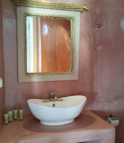 Abelomilos Exclusive * Imerovigli (Santorini)