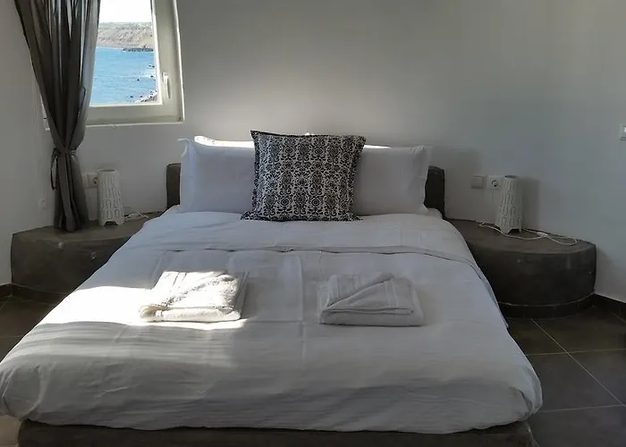 Abelomilos Exclusive * Imerovigli (Santorini)