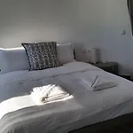 Abelomilos Exclusive