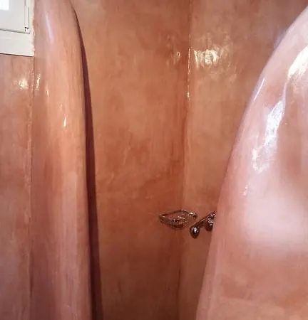 Abelomilos Exclusive