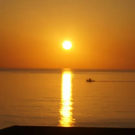 Abelomilos Exclusive Imerovigli (Santorini)