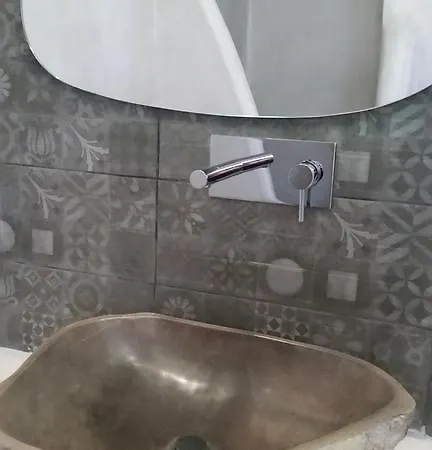 Abelomilos Exclusive Apartment