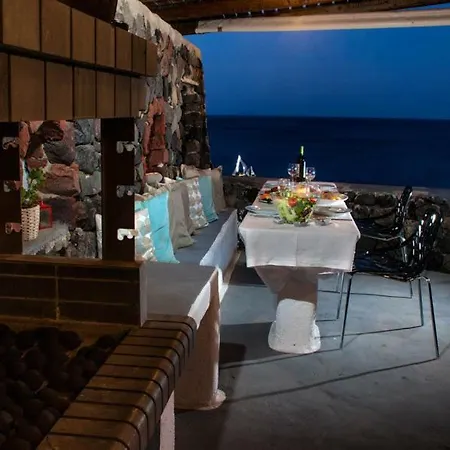 Abelomilos Exclusive