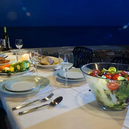 Abelomilos Exclusive Apartment