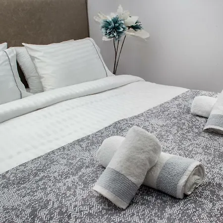 Abelomilos Exclusive Apartment Imerovigli (Santorini)