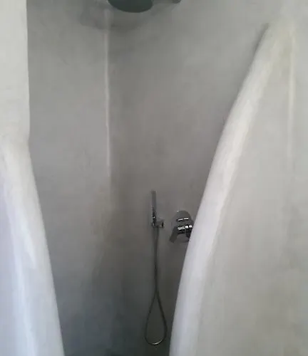 ابلميلوس اكسيكلوزيف *