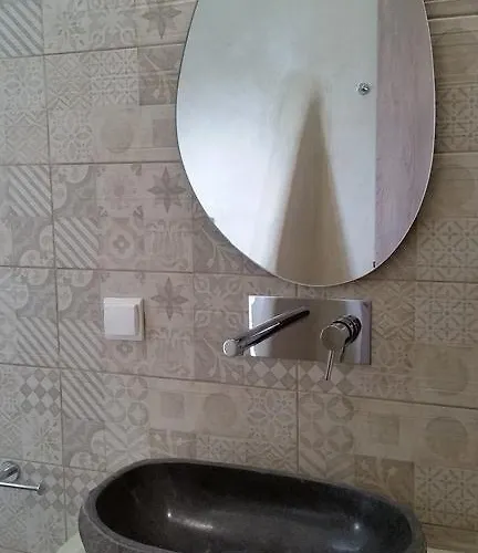 ابلميلوس اكسيكلوزيف *