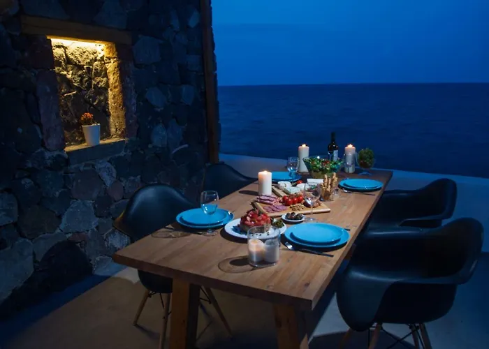 Abelomilos Exclusive